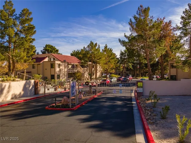 $139,900 | 3740 Desert Marina Drive, Unit 7, Laughlin, NV 89029