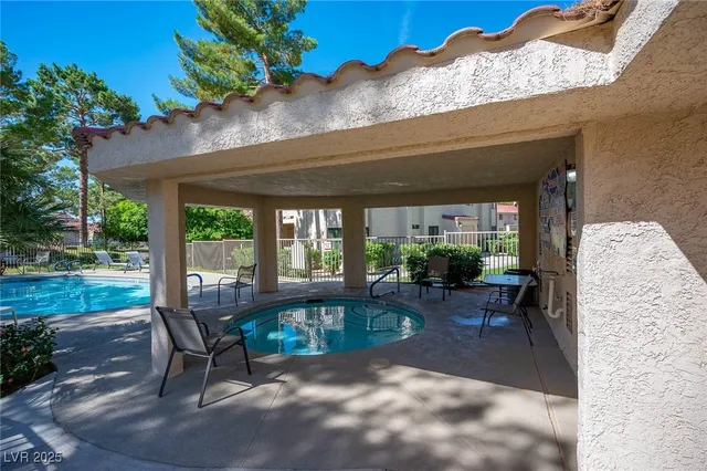 $139,900 | 3740 Desert Marina Drive, Unit 7, Laughlin, NV 89029