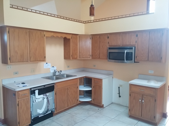 418 Highland Road Matteson, IL 60443 - Photo 7 of 24
