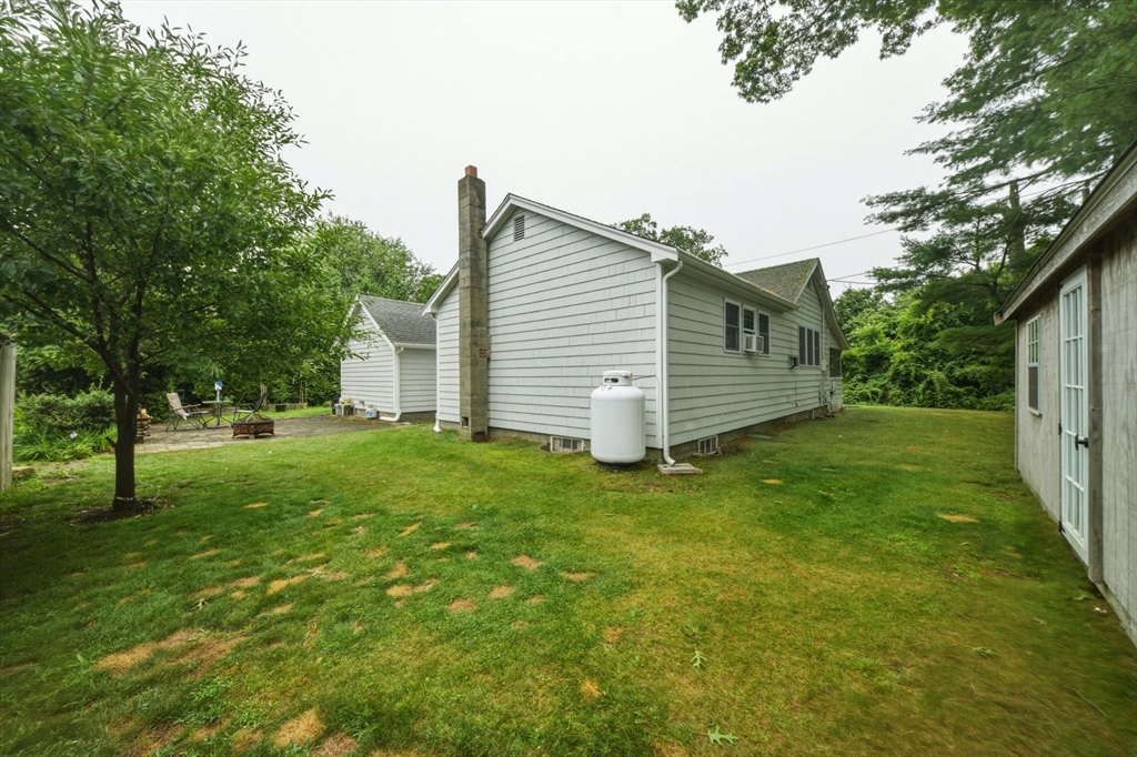 6 Gordon Street Wareham, MA 02576 - Photo 6 of 42 Gallery Image 6