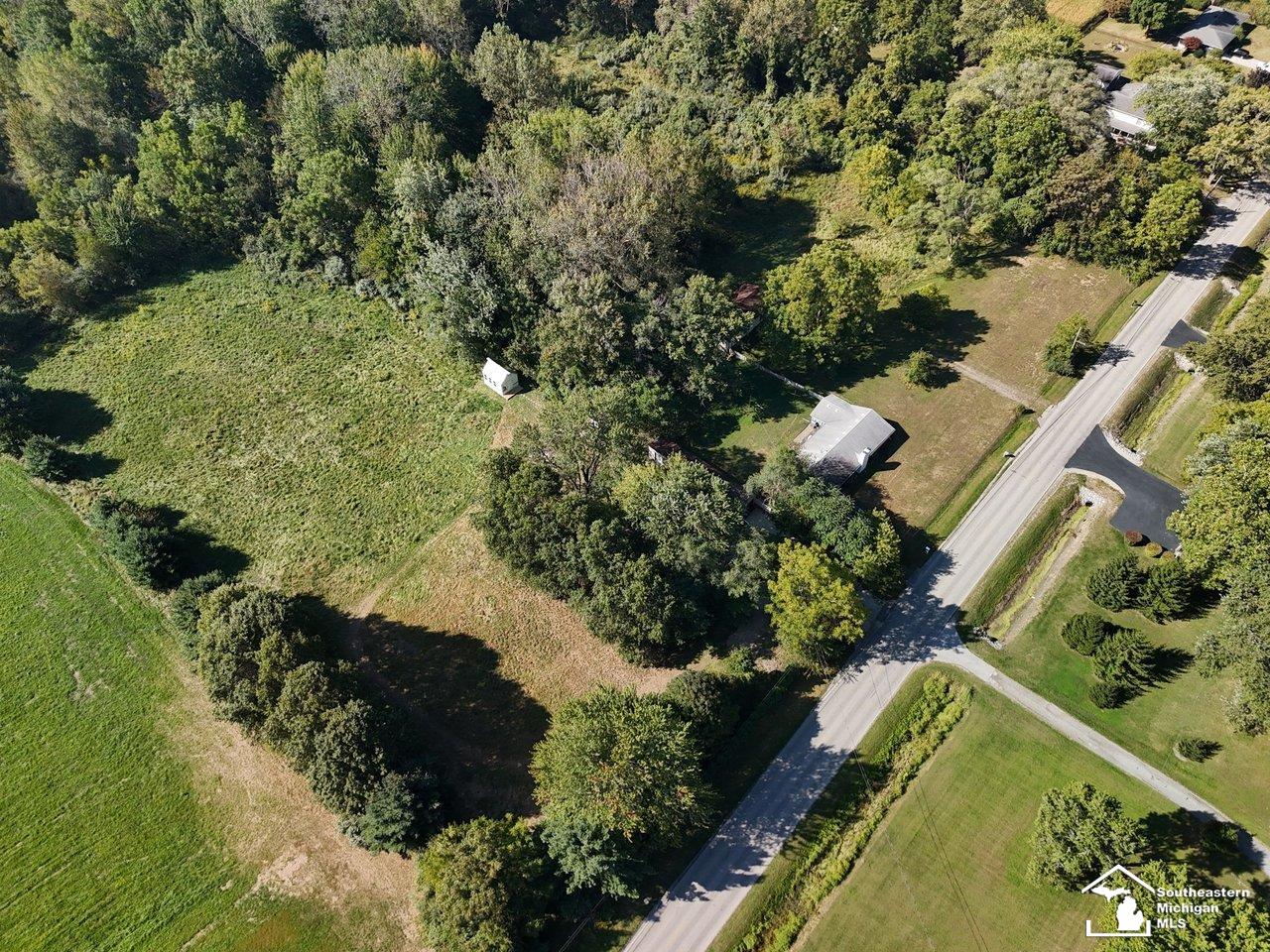 109 West Dean Road Temperance, MI 48182 - Photo 37 of 49 50188992-416e508a-9ba7-4685-8a8e-56a07a0007ef.JPG