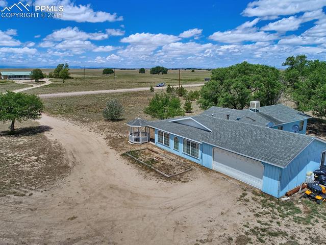 1925 North Log Road Calhan, CO 80808 - Photo 3 of 30