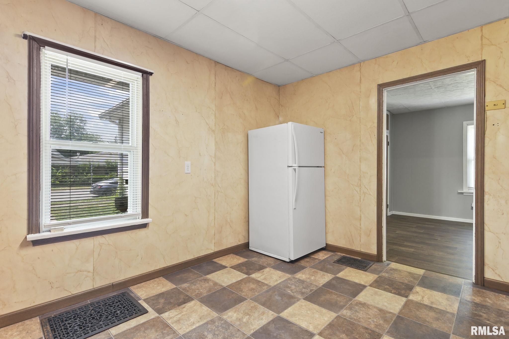 2530 South 13th Street Springfield, IL 62703 - Photo 7 of 25