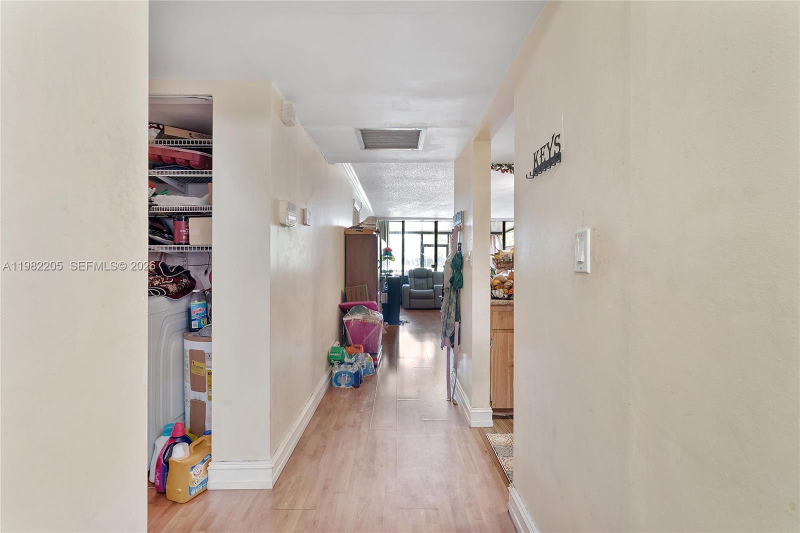 10304 Fairway Road Pembroke Pines, FL 33026 - Photo 11 of 51