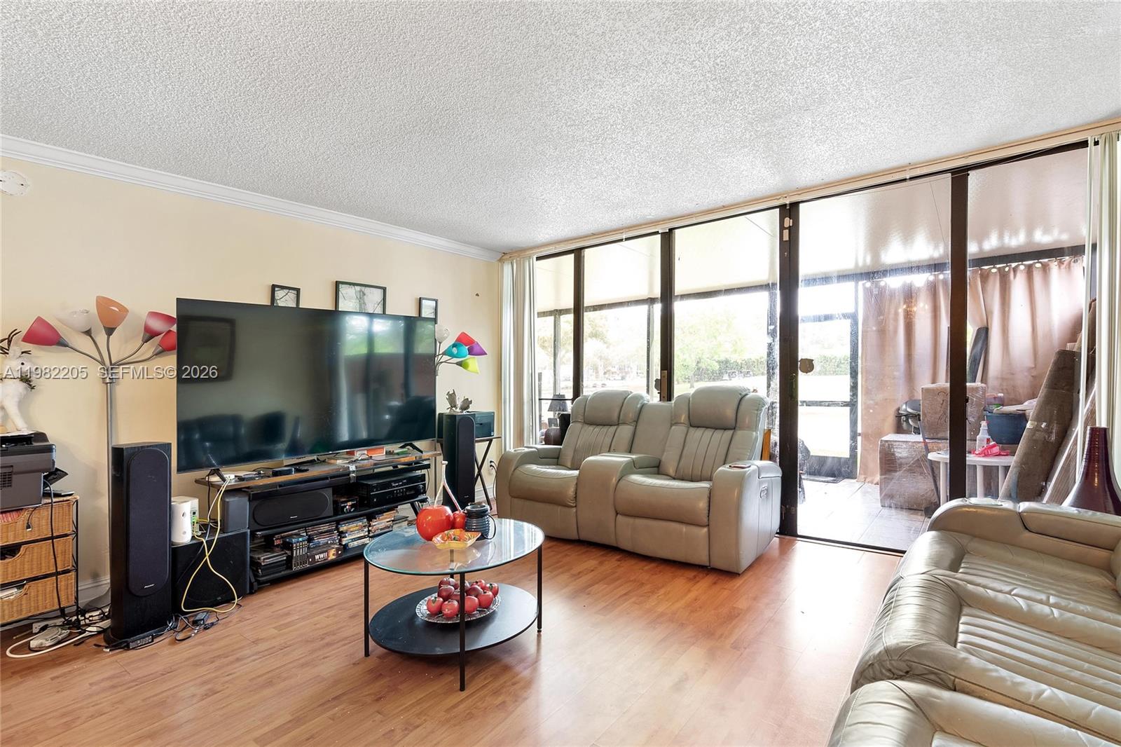 10304 Fairway Road Pembroke Pines, FL 33026 - Photo 12 of 51