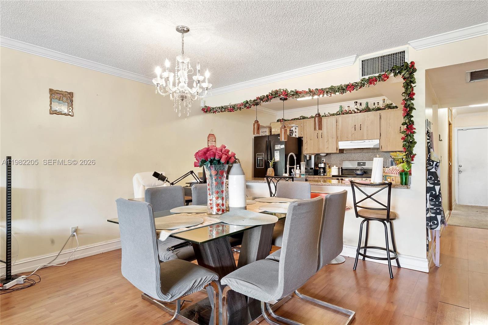 10304 Fairway Road Pembroke Pines, FL 33026 - Photo 15 of 51