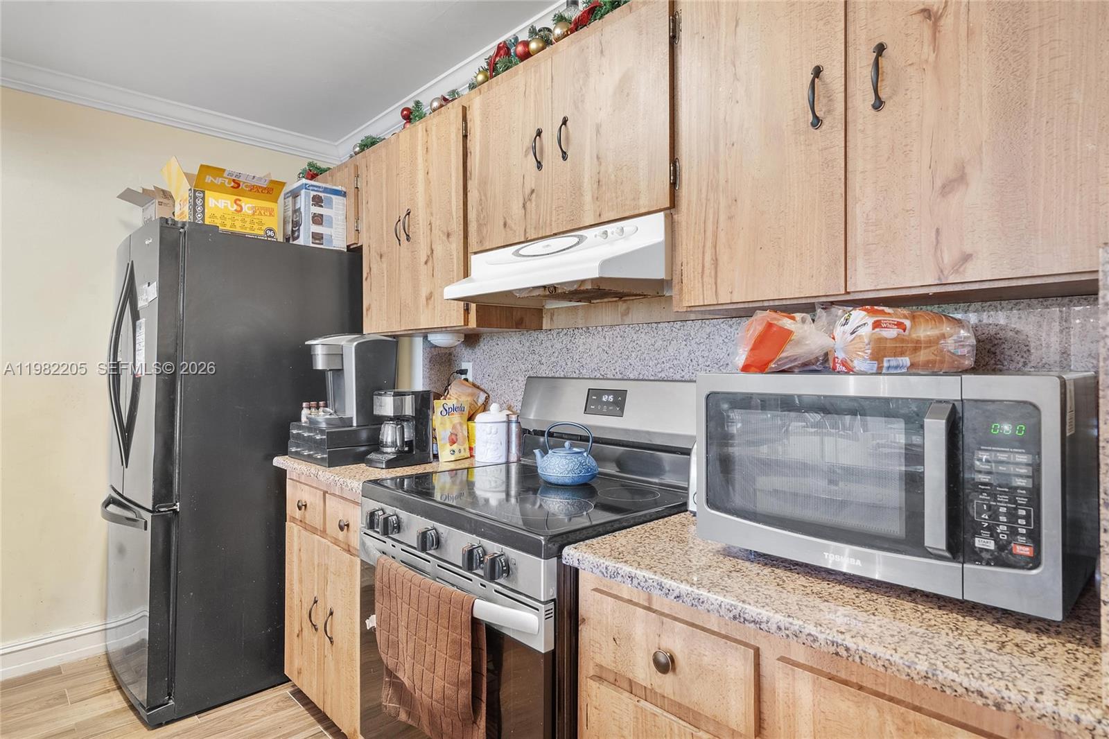 10304 Fairway Road Pembroke Pines, FL 33026 - Photo 27 of 51