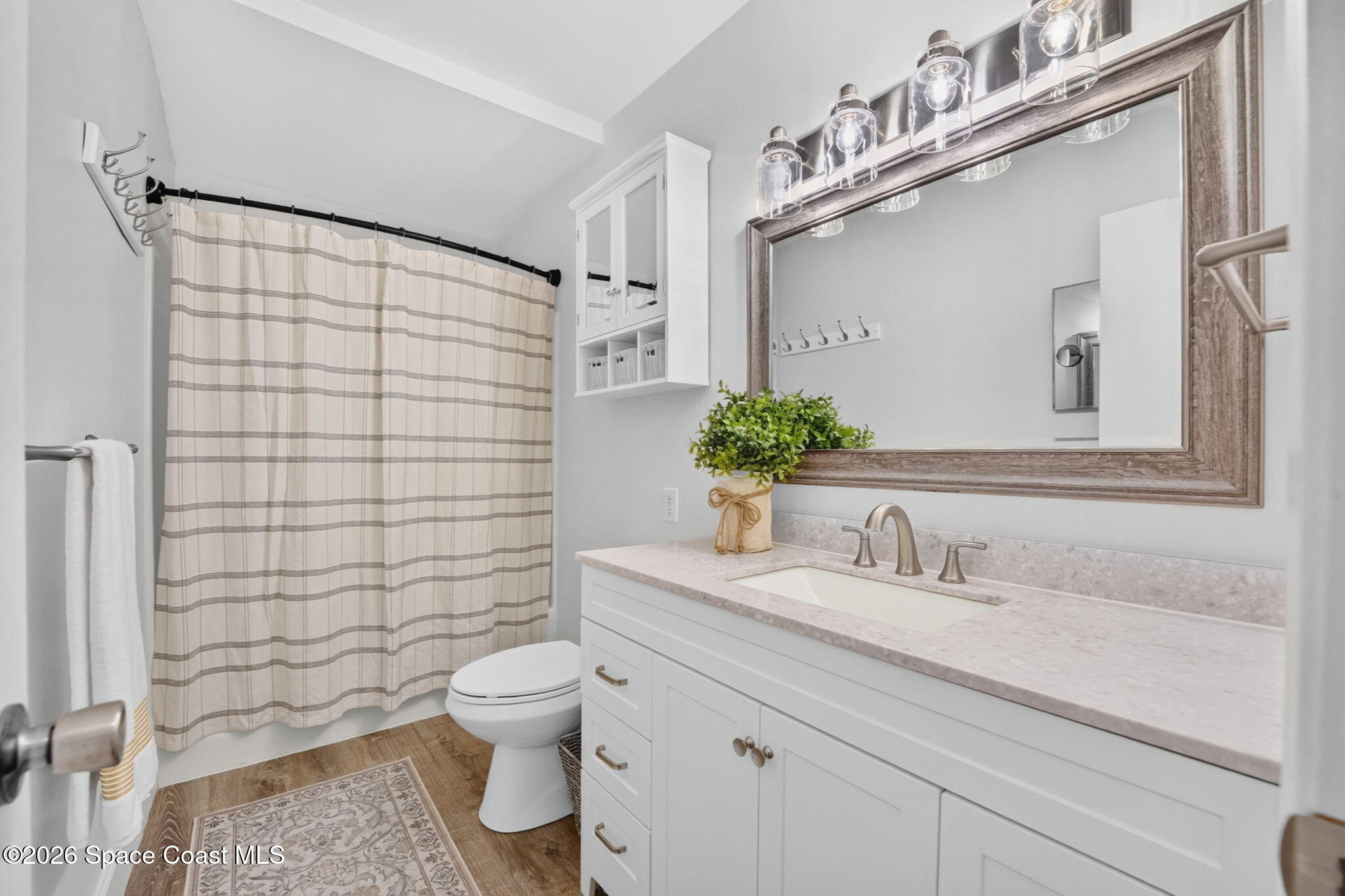 1944 Harlock Road Melbourne, FL 32934 - Photo 22 of 52 Bathroom