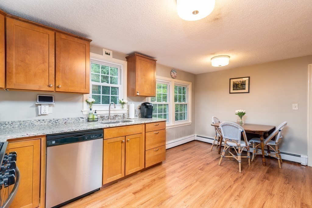 15 Juniper Road Hamilton, MA 01982 - Photo 12 of 28 Gallery Image 12
