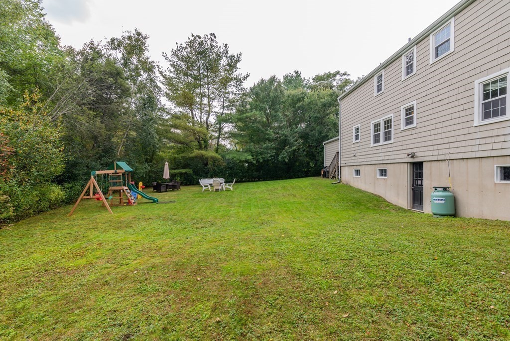 15 Juniper Road Hamilton, MA 01982 - Photo 25 of 28 Gallery Image 25