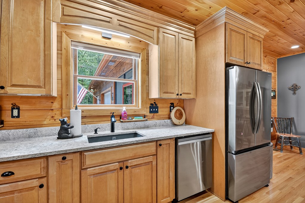 2587 Goose Island Road Ellijay, GA 30540 - Photo 11 of 62