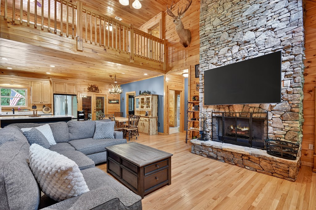 2587 Goose Island Road Ellijay, GA 30540 - Photo 9 of 62