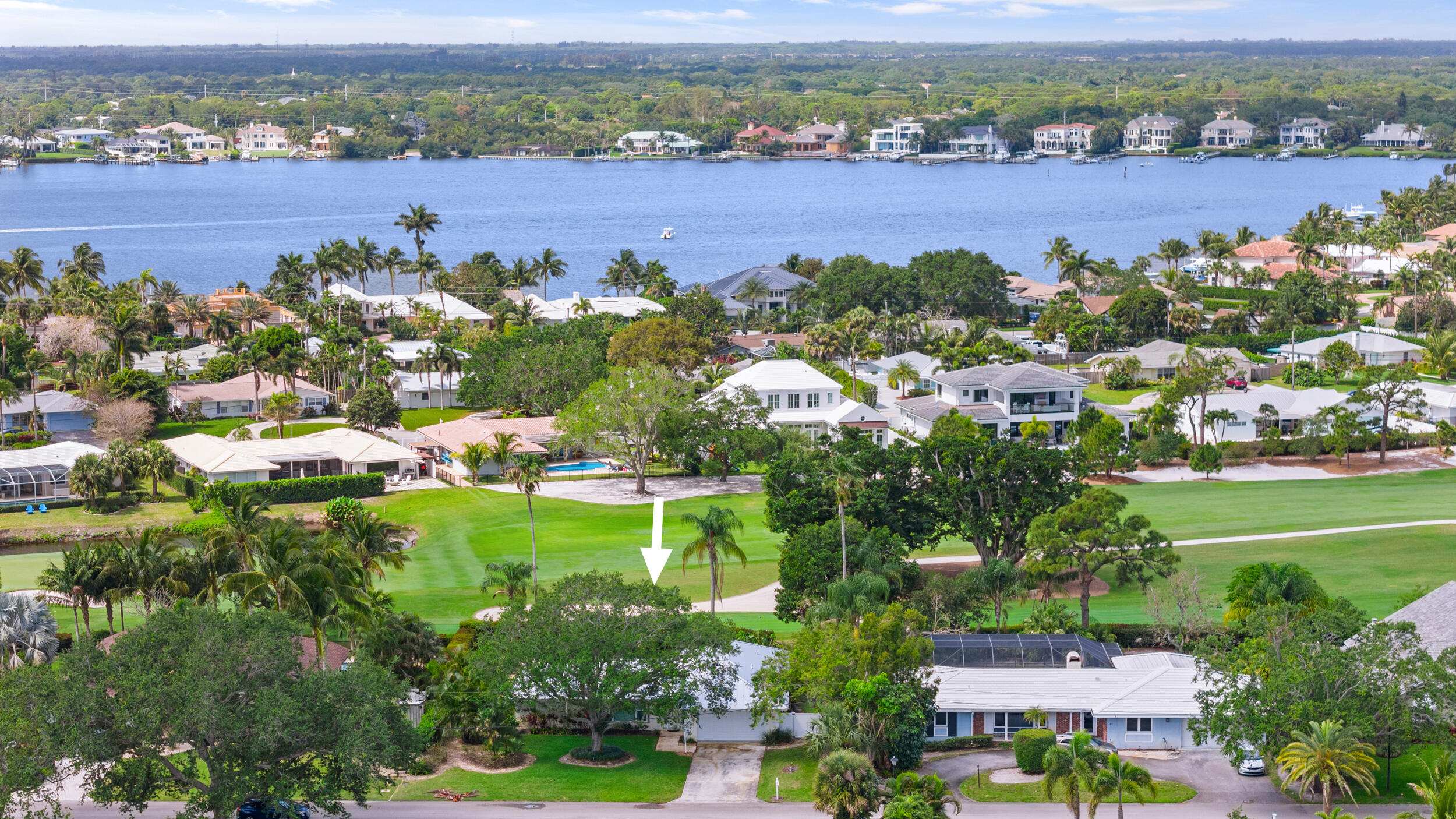 83 Fairview West Tequesta, FL 33469 - Photo 25 of 29 dji_20240327115206_0052_d.1