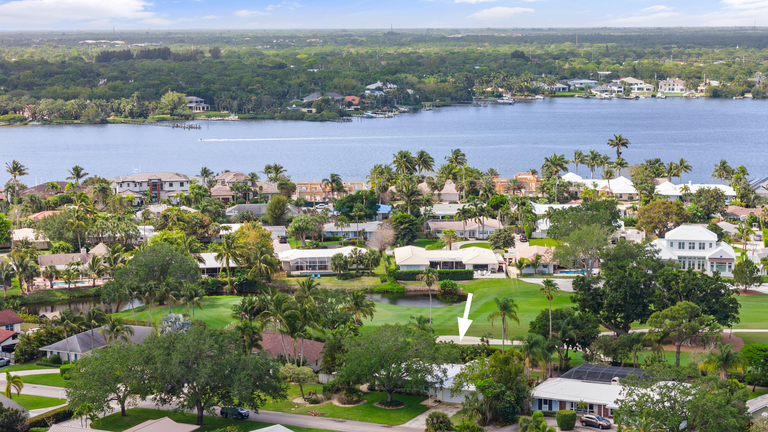 83 Fairview West Tequesta, FL 33469 - Photo 26 of 29 dji_20240327115242_0057_d.1