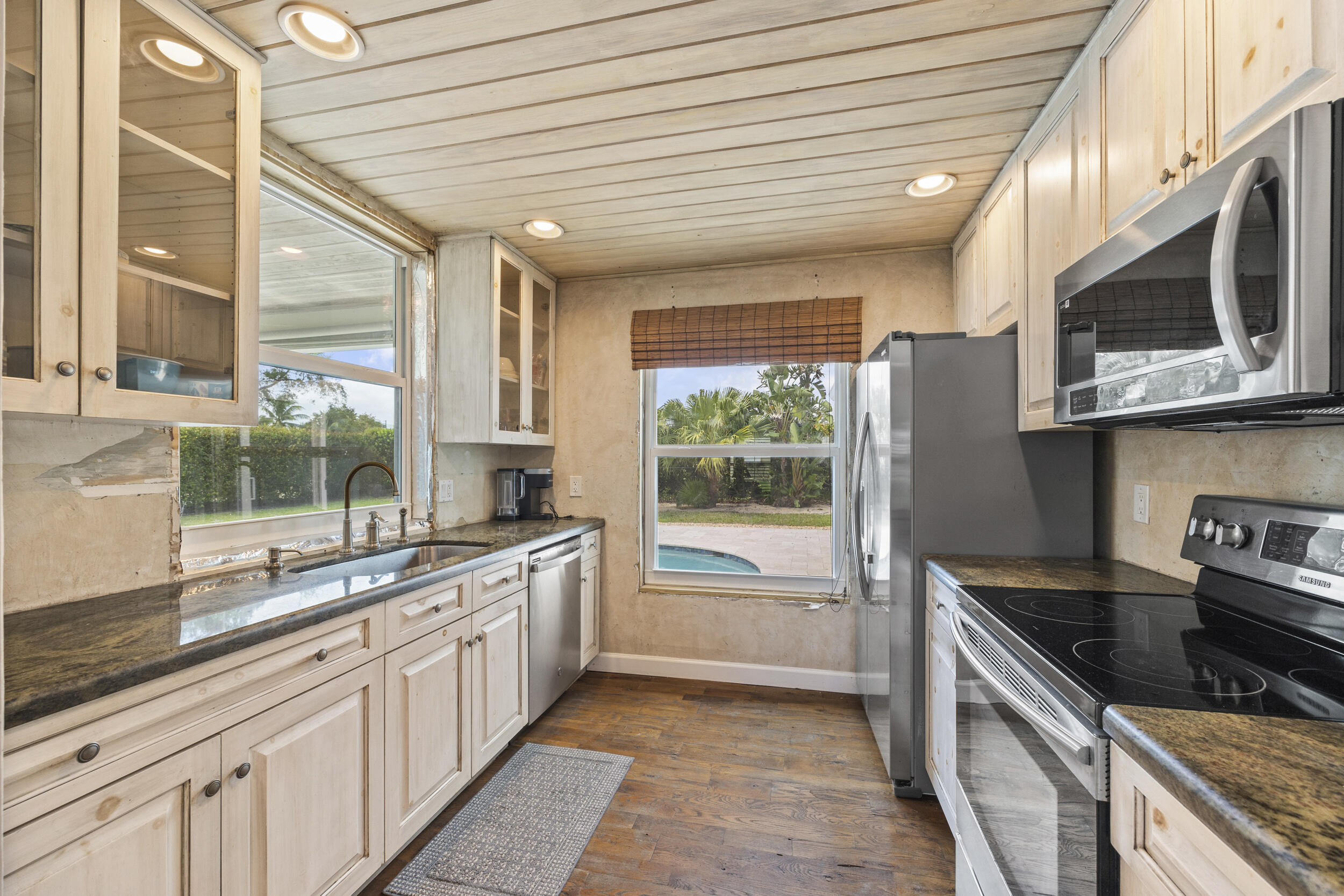 83 Fairview West Tequesta, FL 33469 - Photo 7 of 29 0s9a5318