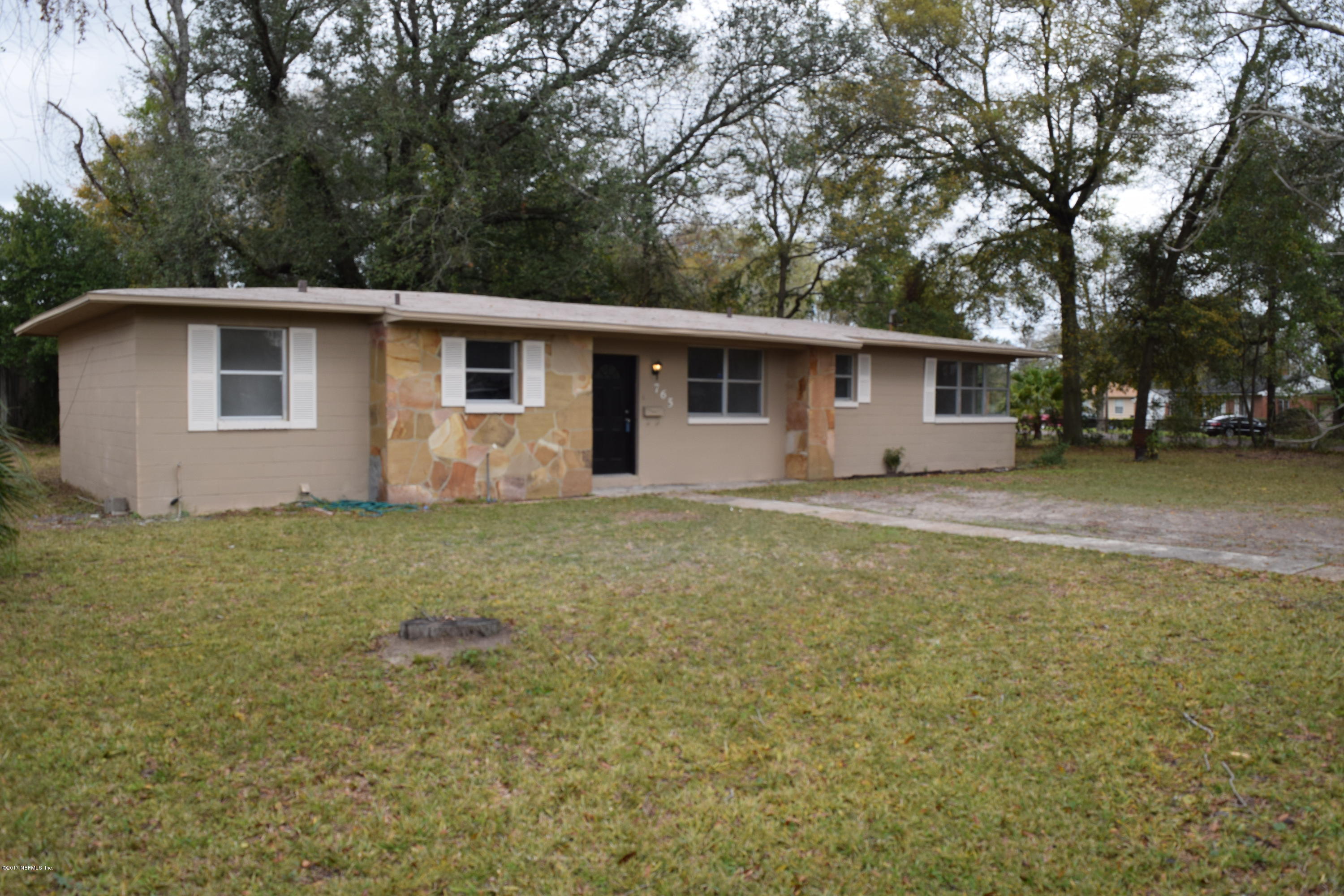 765 Valley Forge Road Jacksonville, FL 32208 - Photo 1 of 14 DSC_0023