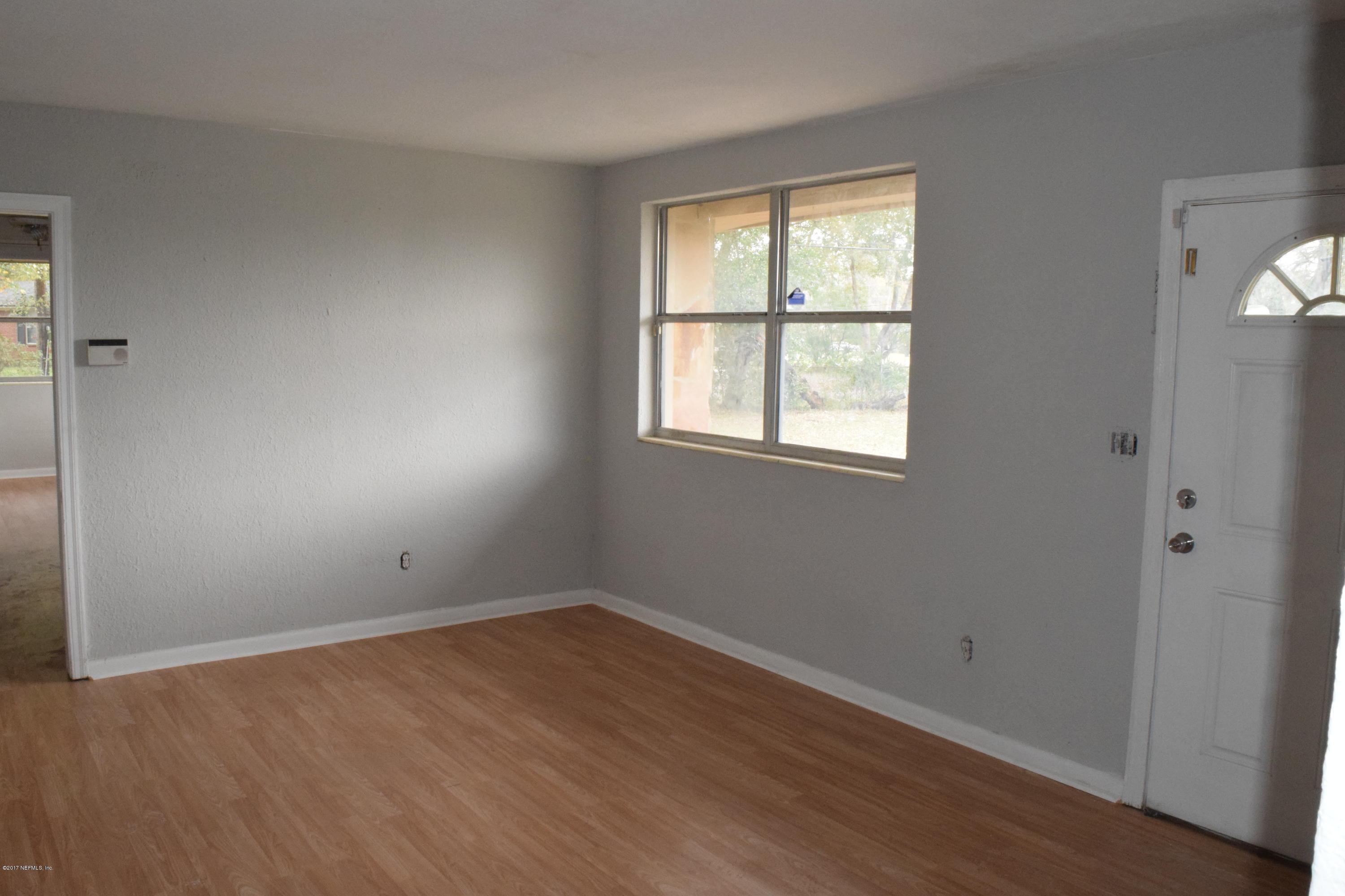765 Valley Forge Road Jacksonville, FL 32208 - Photo 2 of 14 DSC_0011