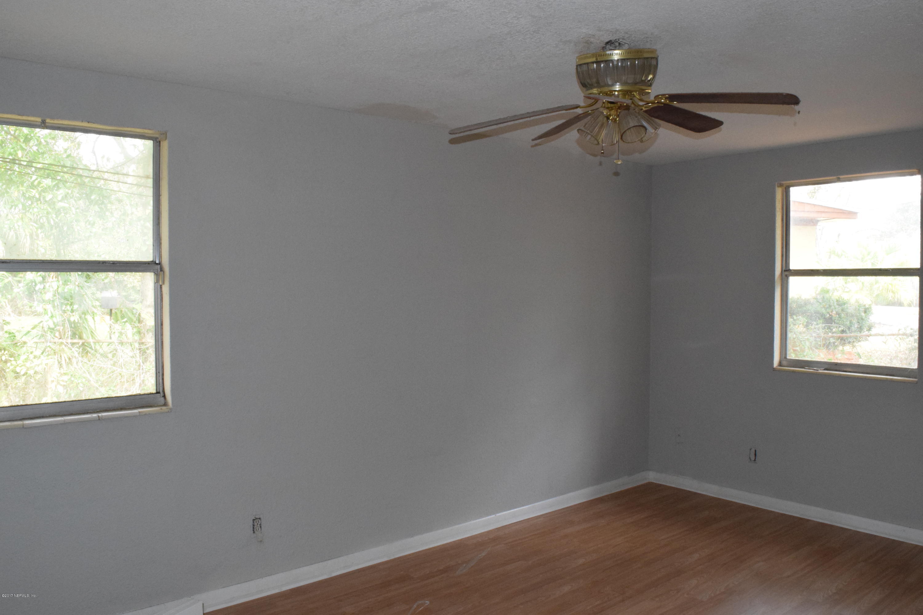 765 Valley Forge Road Jacksonville, FL 32208 - Photo 6 of 14 DSC_0014