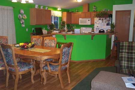 143 Slavin Heights Road Yakima, WA 98903 - Photo 2 of 15 a view of a chairs and table in patio