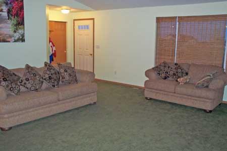 143 Slavin Heights Road Yakima, WA 98903 - Photo 5 of 15 a living room with furniture and a potted plant