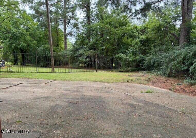 114 California Place Jackson, MS 39213 - Photo 4 of 4 Picture39