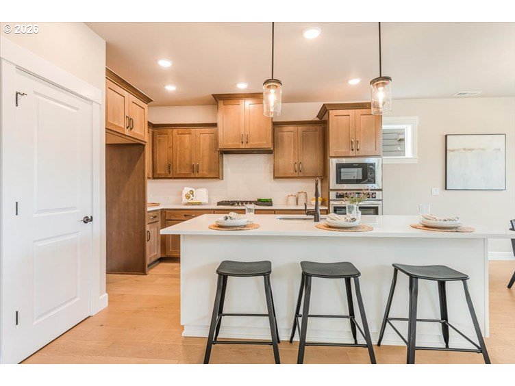 18090 Southwest Barrows Road Beaverton, OR 97007 - Photo 6 of 26
