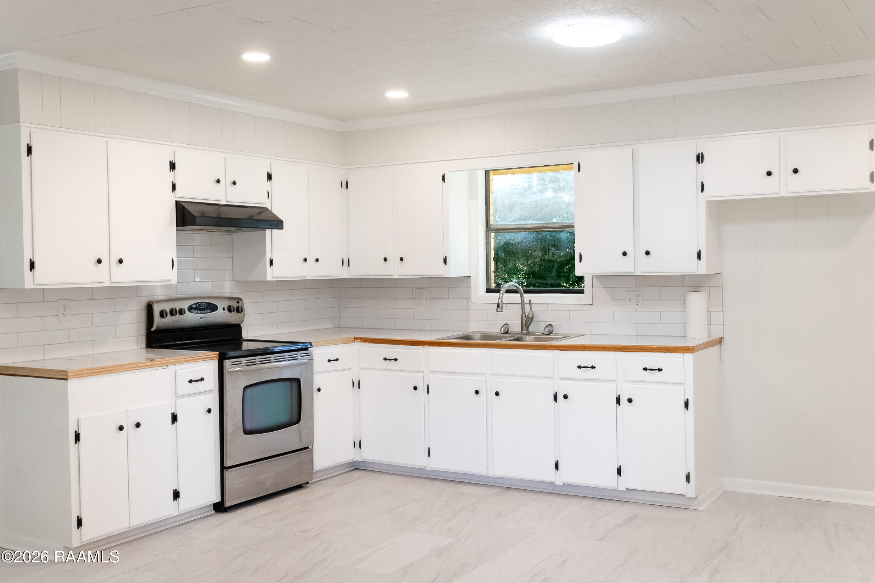 404 Rampart Street Carencro, LA 70520 - Photo 7 of 18 AA1A6517-HDR