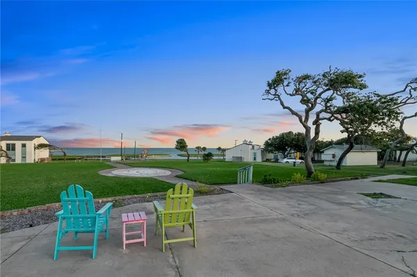 $289,900 | 2003 North Fulton Beach Road, Unit 22, Rockport, TX 78382