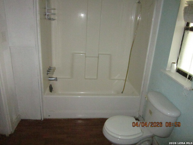 959 Alamo Beach Road Pipe Creek, TX 78063 - Photo 14 of 35