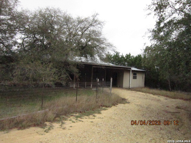 959 Alamo Beach Road Pipe Creek, TX 78063 - Photo 7 of 35