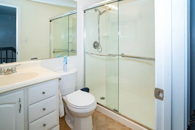 $399,900 | 164 Cascade Drive, Indian Head Park, IL 60525