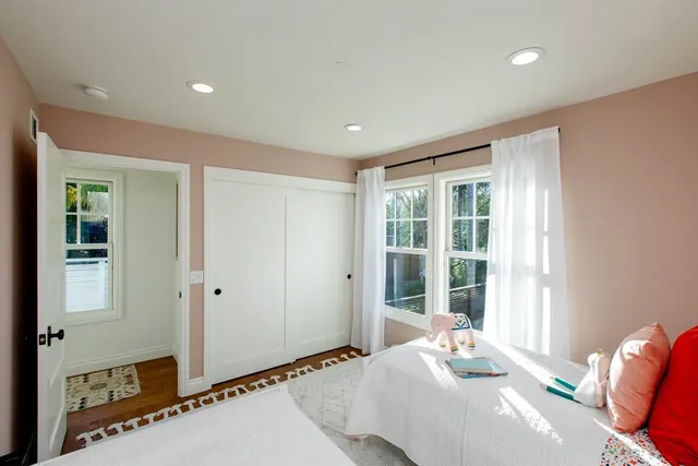 $1,295,000 | 1427 Bay Street, Alameda, CA 94501