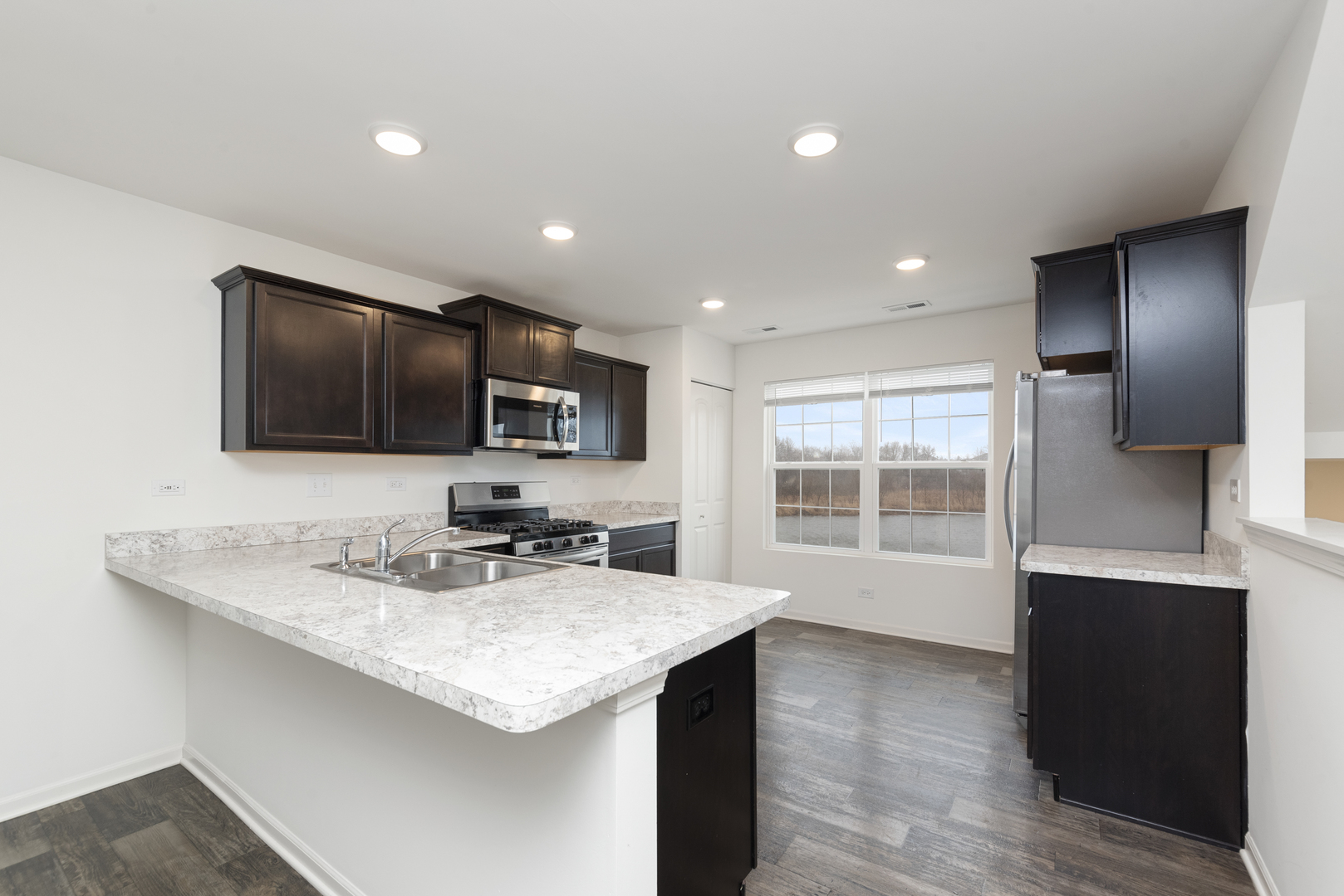 2329 Upland Road Pingree Grove, IL 60140 - Photo 5 of 19