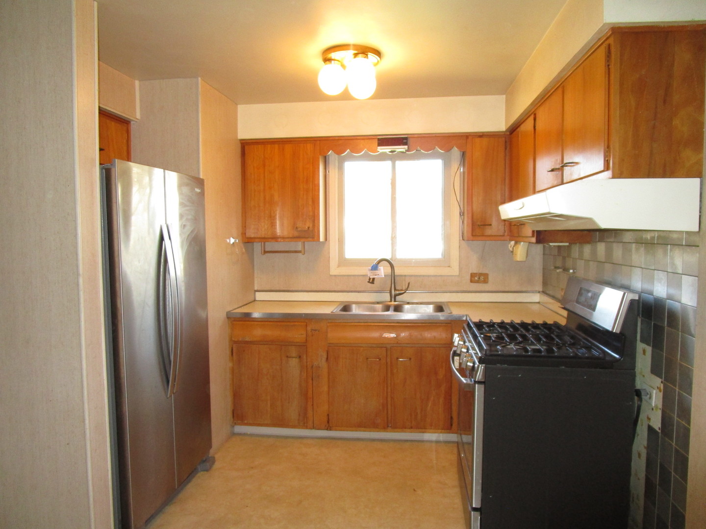 41 Rozanne Drive Addison, IL 60101 - Photo 17 of 39 Gallery Image 17