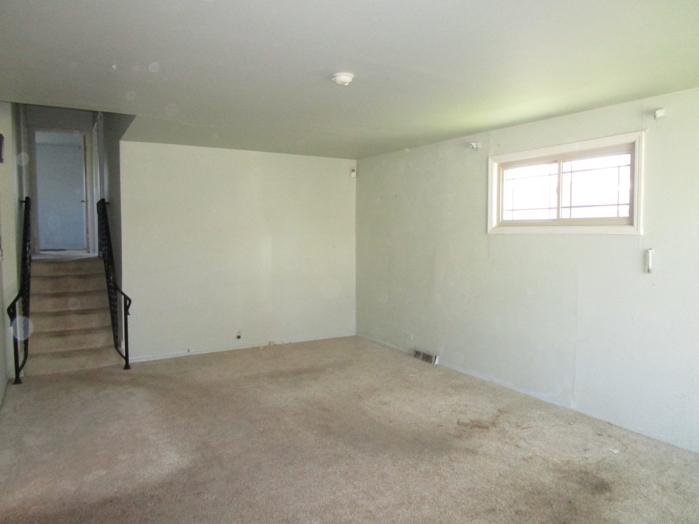 41 Rozanne Drive Addison, IL 60101 - Photo 4 of 39 Gallery Image 4
