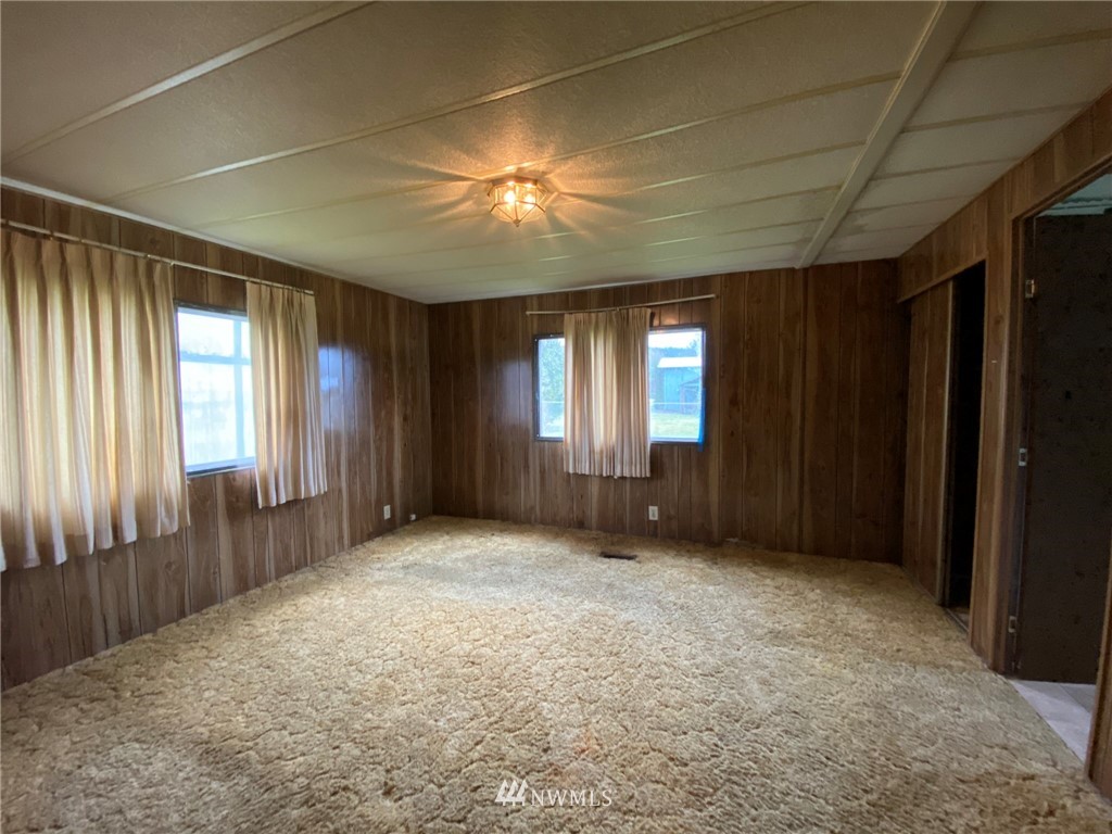 1114 Russell Road Forks, WA 98331 - Photo 8 of 20 Gallery Image 8