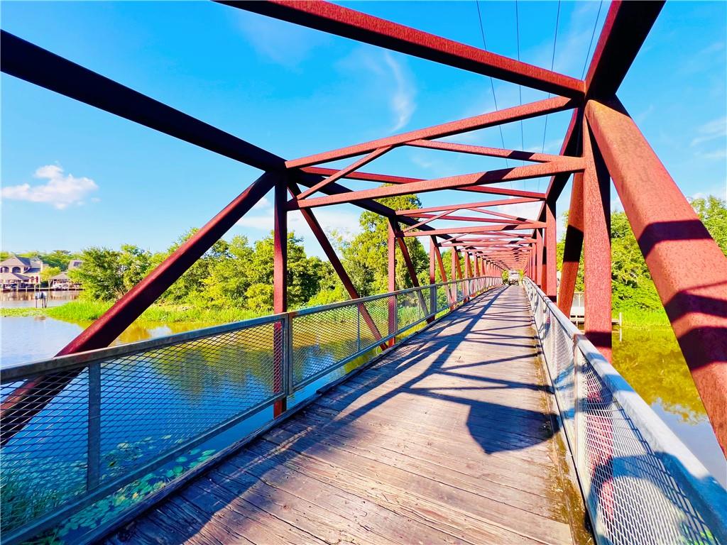 21270 Diversion Canal Road St. Amant, LA 70774 - Photo 24 of 28