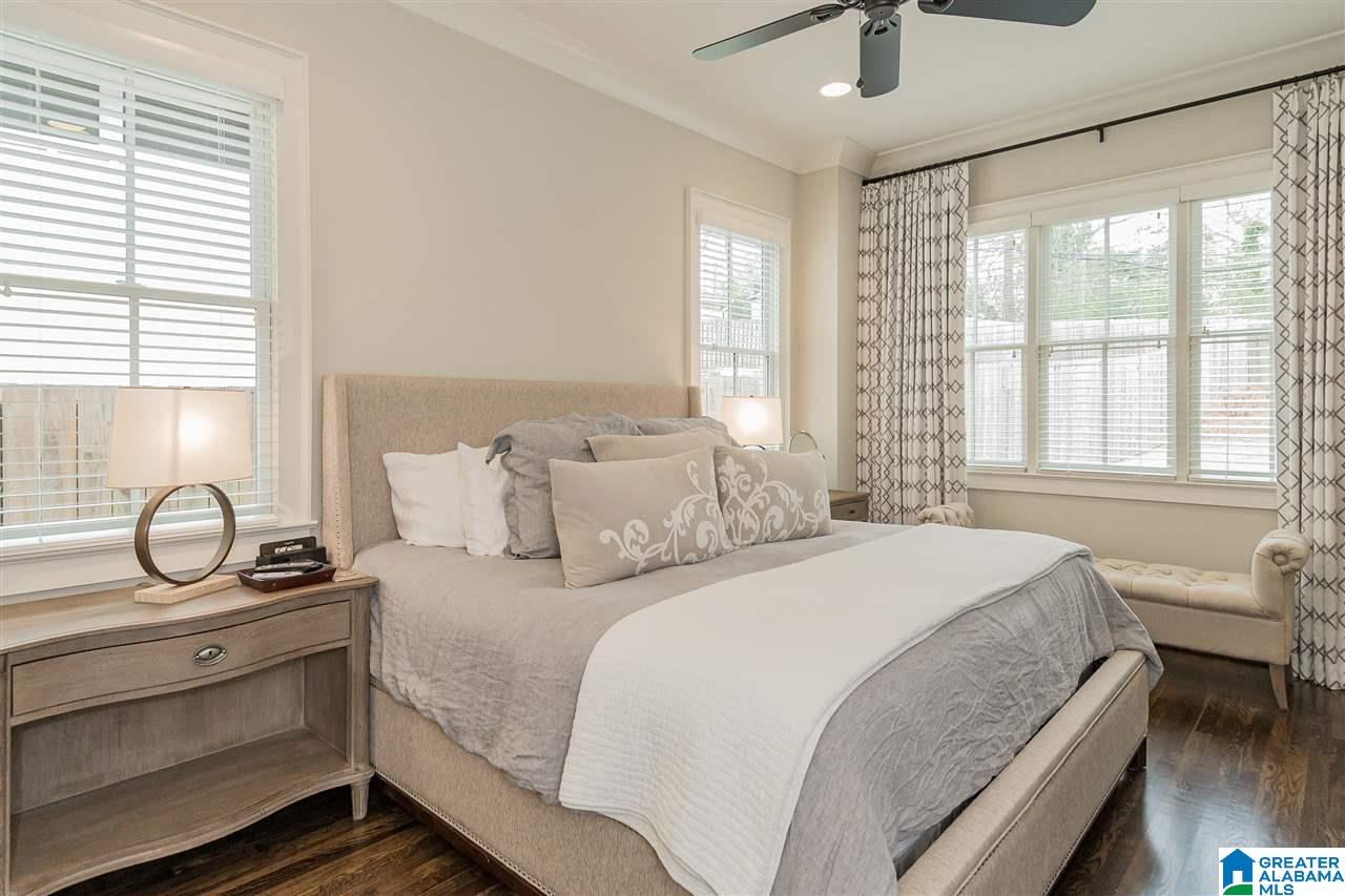 904 Shades Road Birmingham, AL 35209 - Photo 21 of 38