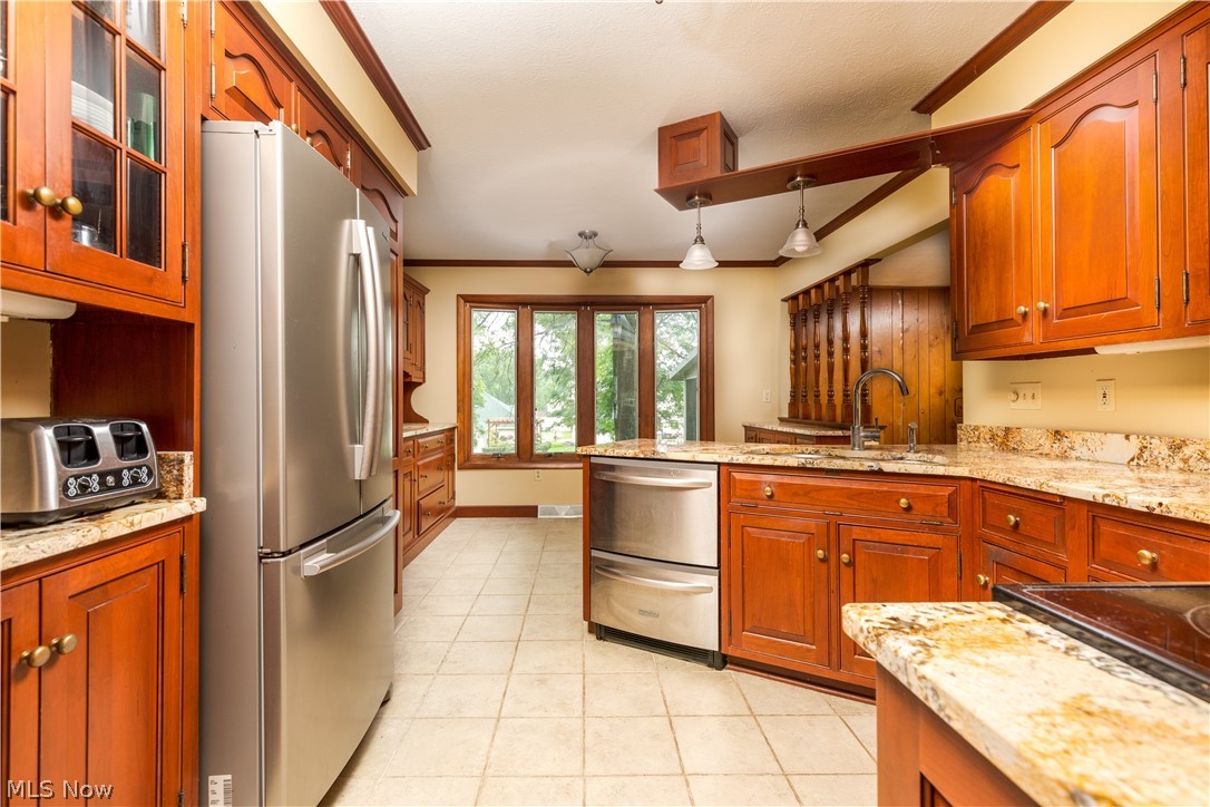 30220 Ridge Road Wickliffe, OH 44092 - Photo 8 of 31 Gallery Image 8