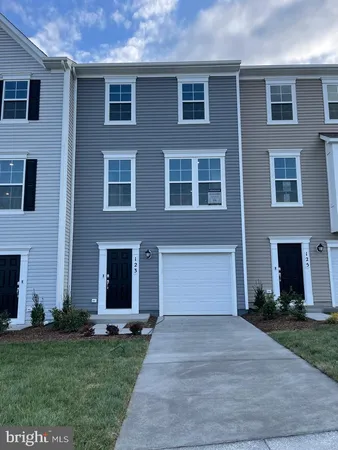 $2,295 | 123 Tye Court, Winchester, VA 22602