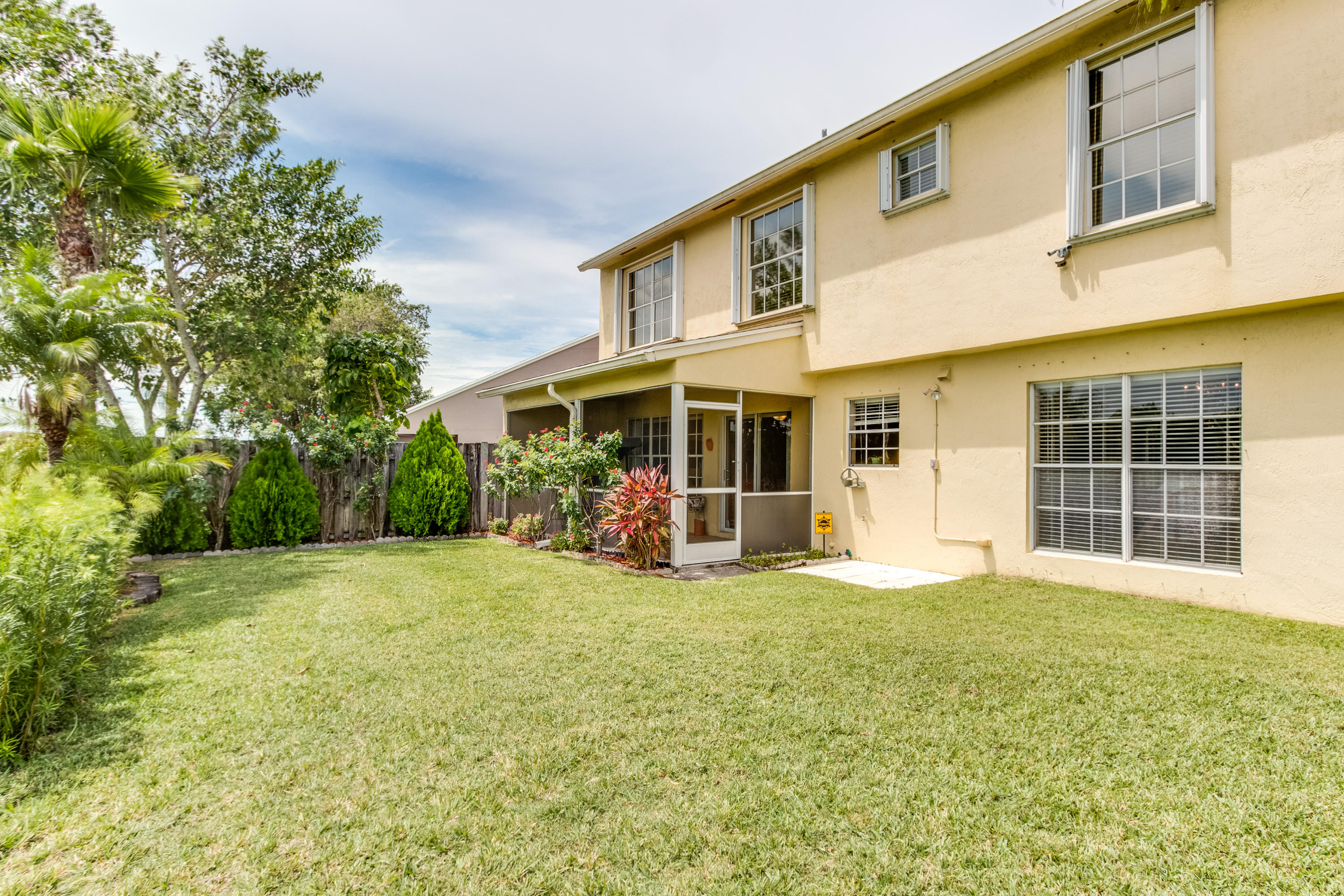 12940 Elmford Lane Boca Raton, FL 33428 - Photo 22 of 29 Exterior Back