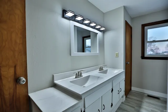 $259,000 | 4668 East 300 North, Peru, IN 46970