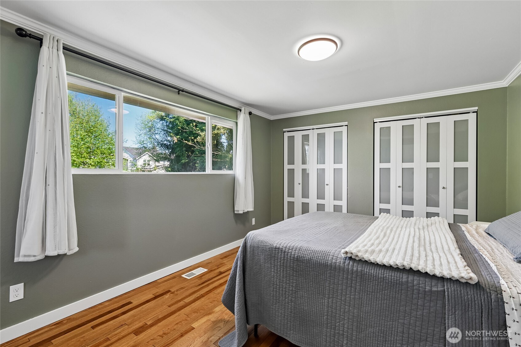 2701 196th Street Southeast Bothell, WA 98012 - Photo 14 of 39