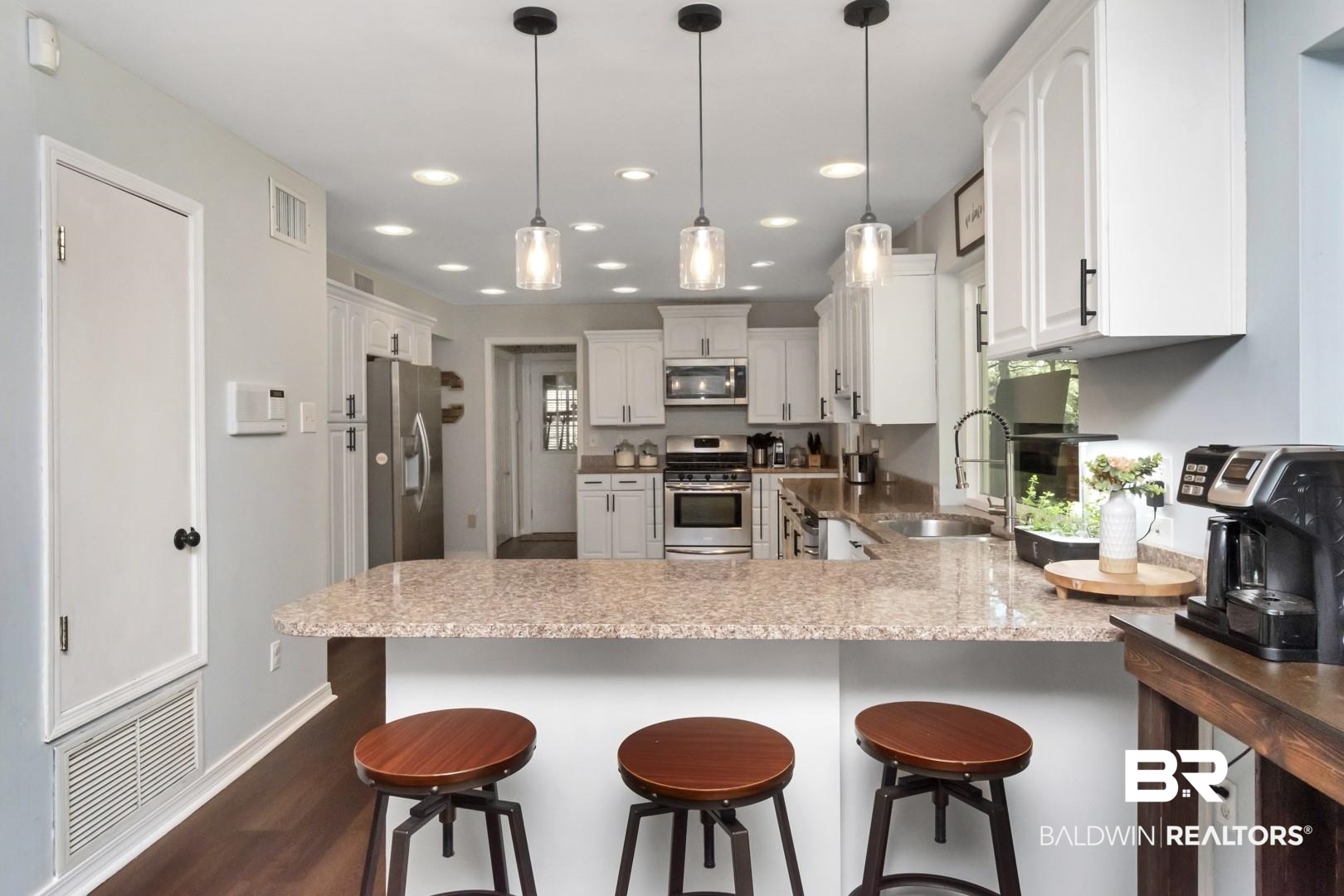 1508 Oak Cliff Court Mobile, AL 36609 - Photo 13 of 49