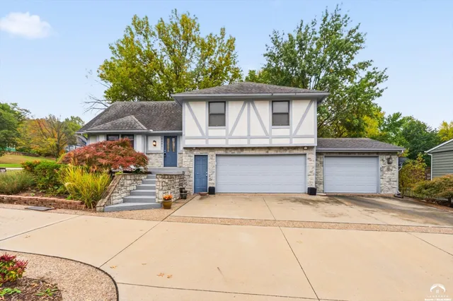$419,900 | 3001 Longhorn Drive, Lawrence, KS 66049