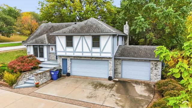 $419,900 | 3001 Longhorn Drive, Lawrence, KS 66049