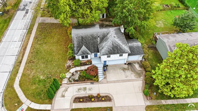 $419,900 | 3001 Longhorn Drive, Lawrence, KS 66049