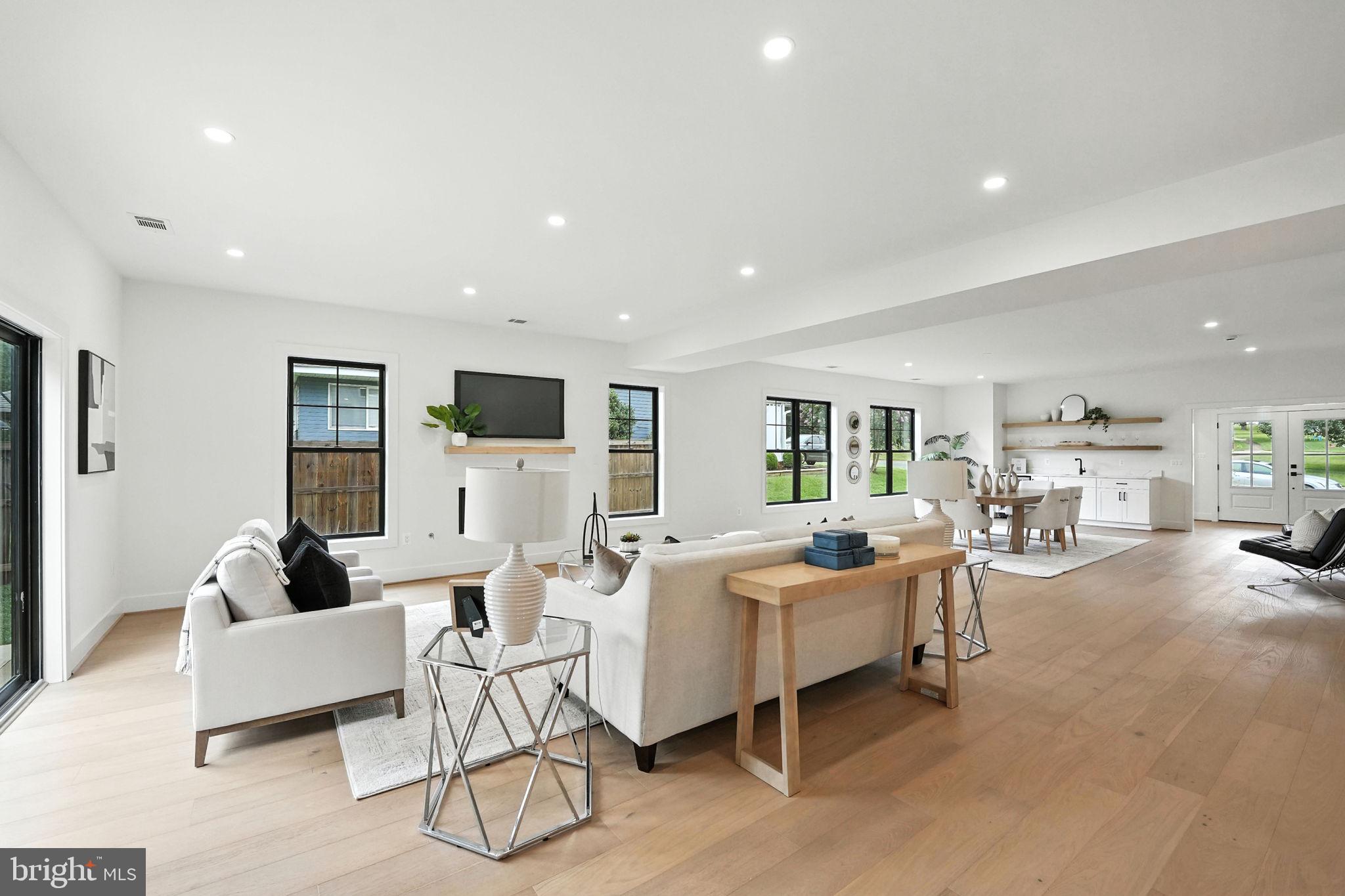 8118 Drayton Lane Springfield, VA 22151 - Photo 18 of 71