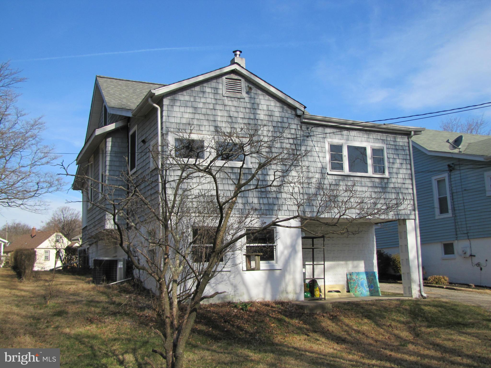 41 Edmondson Ridge Road Baltimore, MD 21228 - Photo 30 of 30 a front view of a house with a yard