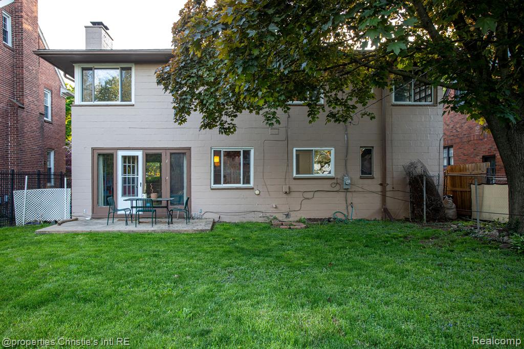 16740 Westmoreland Road Detroit, MI 48219 - Photo 24 of 25 Gallery Image 24